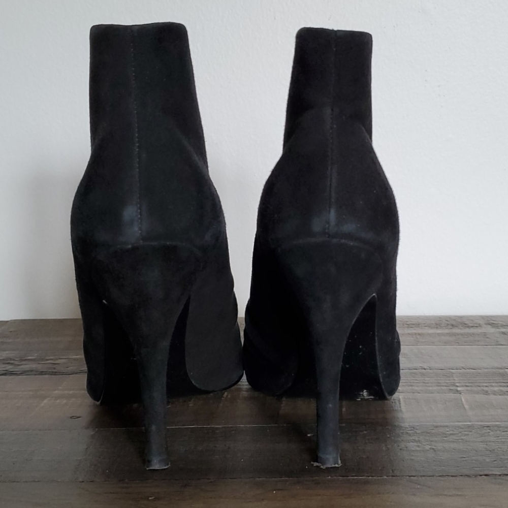 [ GUESS ] Suede/Velvet Ruched Booties - Picture 3 of 6